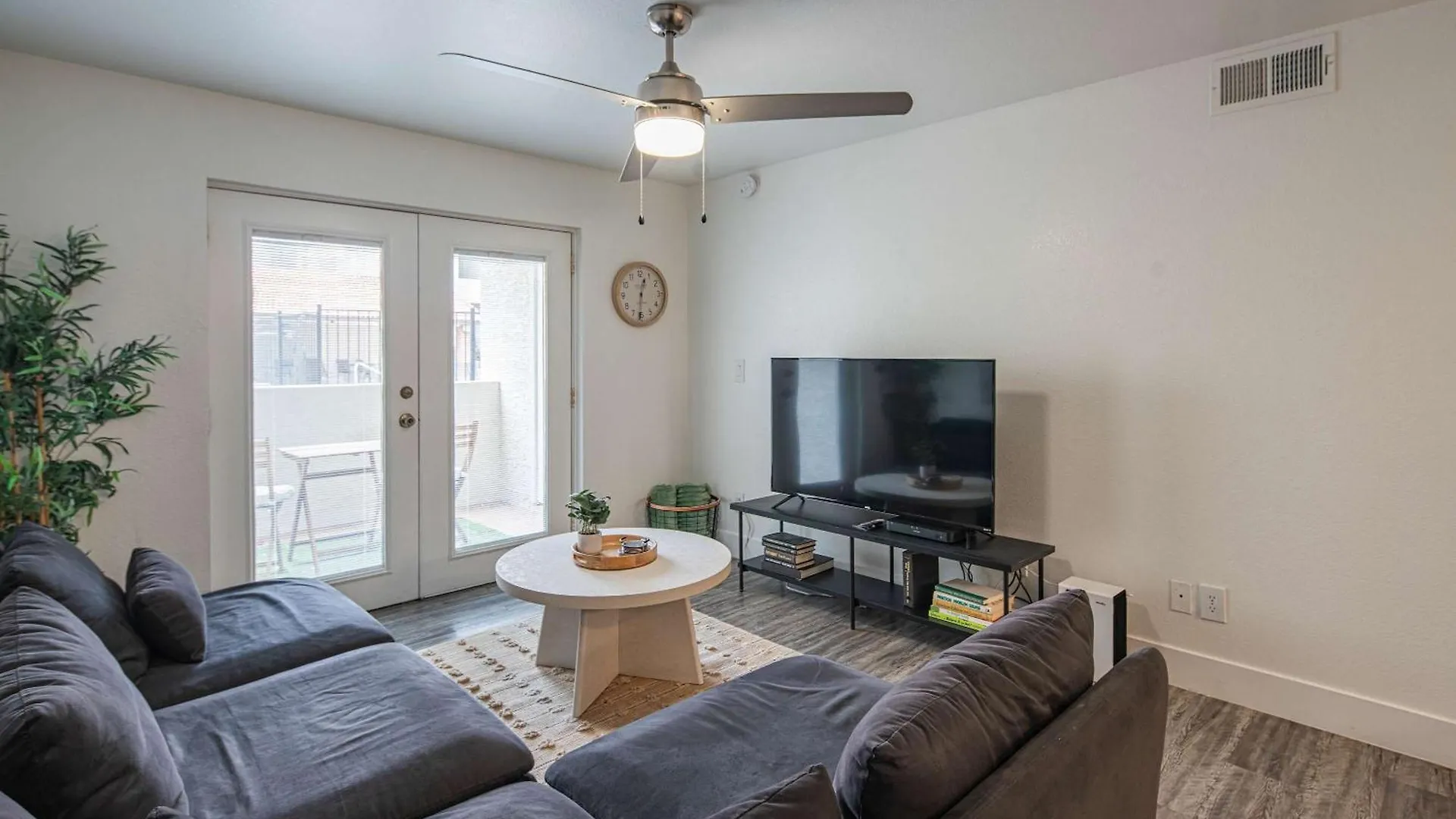 Relax In The Heart Of Tempe Apartment 0*,